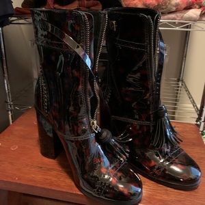 Tory Burch HUXLEY Tortoise Tassels Front Zipper